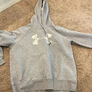 Women’s Under Armour Sweatshirt